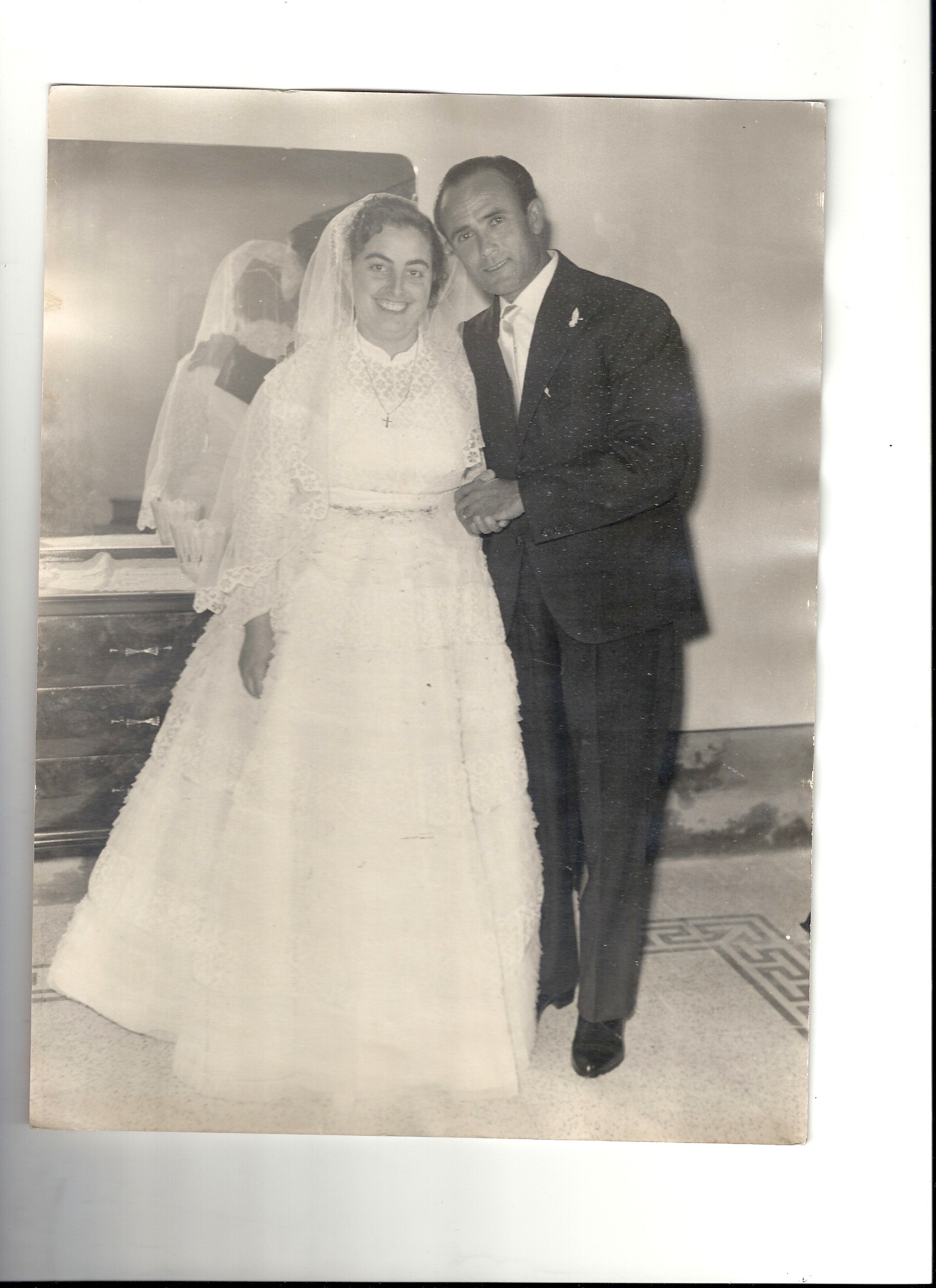 matrimoni_nellecorti - De-Michele-Maria-Rotonda-e-Pagano-Luigi-09.11.1958-2.jpg